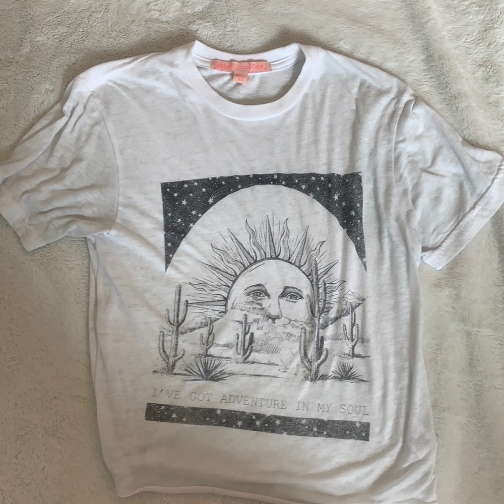 White T shirt